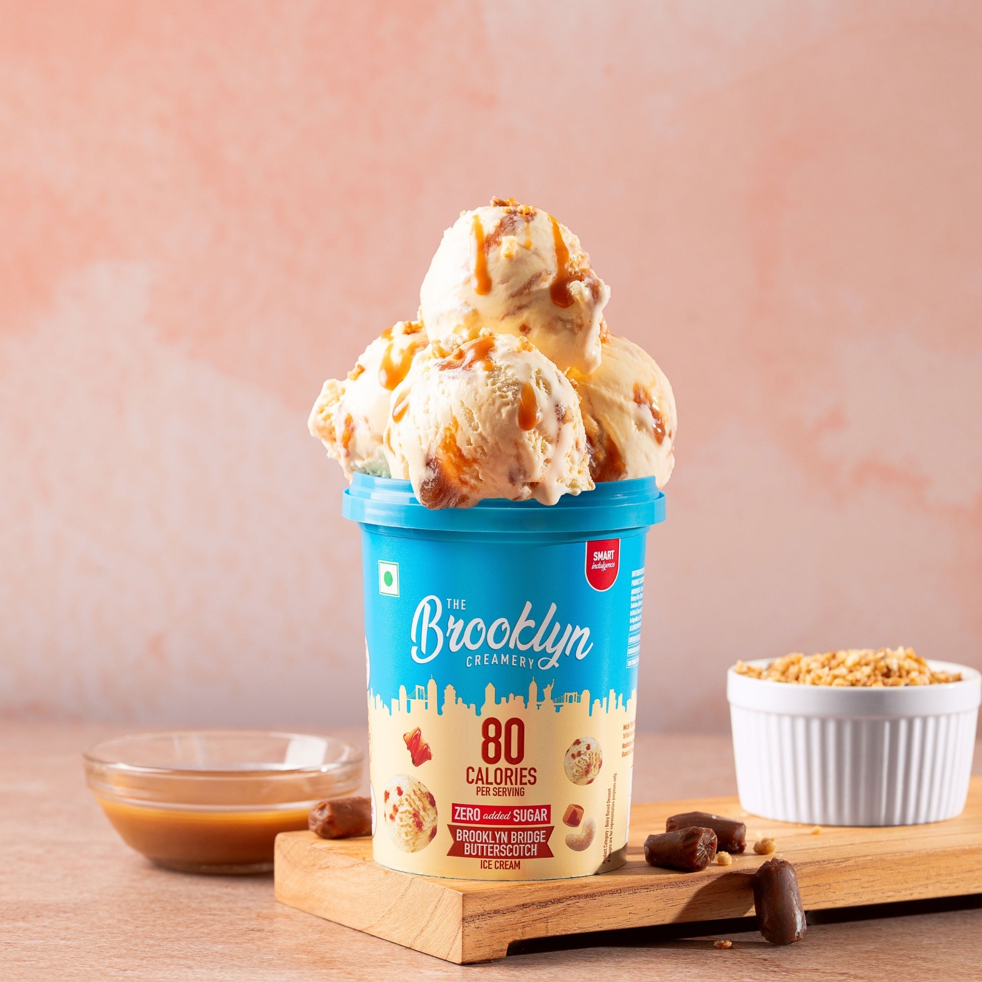 Brooklyn Bridge Butterscotch Tub